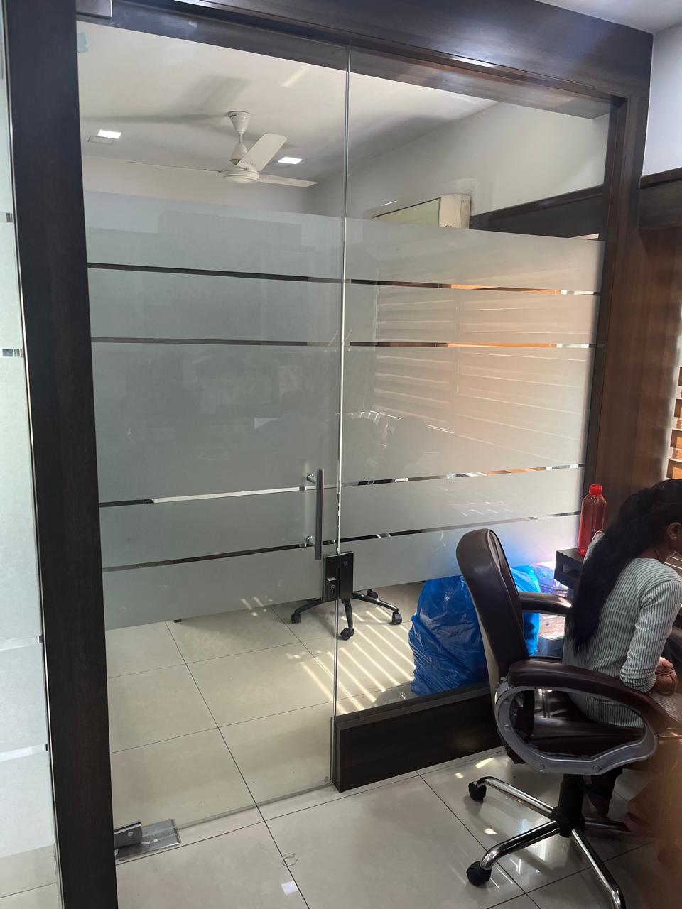783 Sq. Ft. Commercial Office for Rent in Prahladnagar Ahmedabad - Media 3