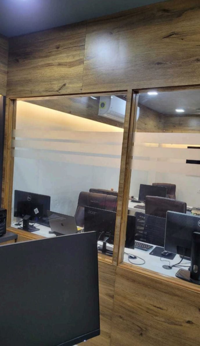 741 Sq. Ft. Commercial Office for Rent in Bopal Ahmedabad - Media 4