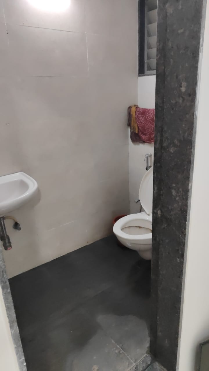 826 Sq. Ft. Commercial Office for Rent in Bopal Ahmedabad - Media 5