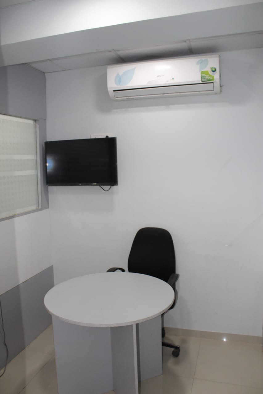 2288 Sq. Ft. Commercial Office for Rent in Vastrapur Ahmedabad - Media 3
