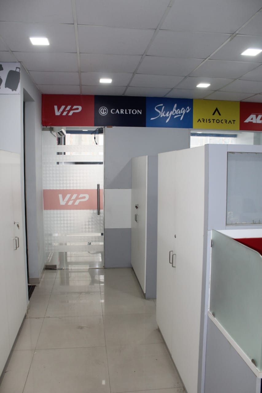 2288 Sq. Ft. Commercial Office for Rent in Vastrapur Ahmedabad - Media 10