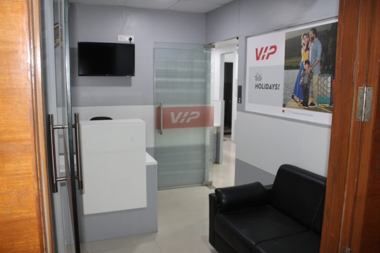 2288 Sq. Ft. Commercial Office for Rent in Vastrapur Ahmedabad - Media 13