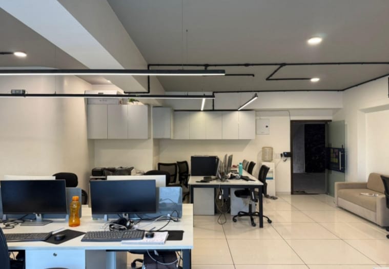 2600 Sq. Ft. Commercial Office for Rent in Science City Ahmedabad - Media 5