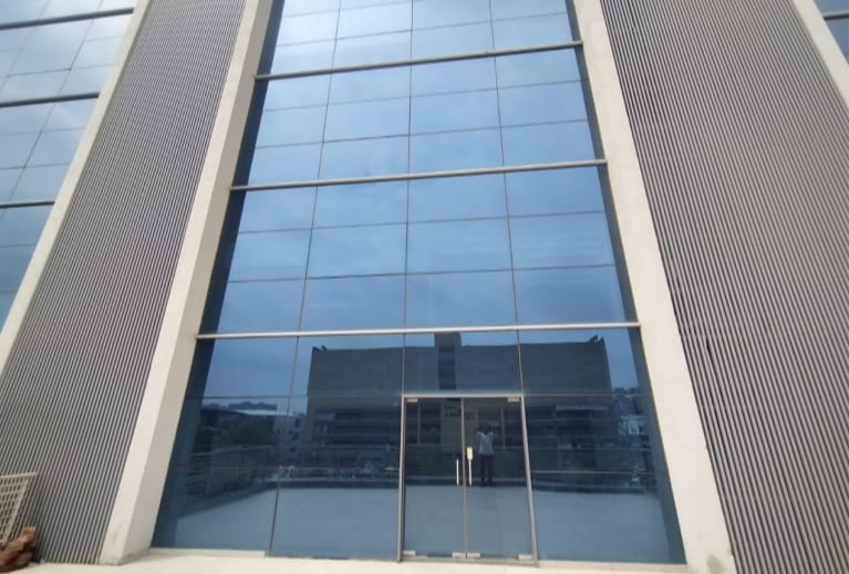 2600 Sq. Ft. Commercial Office for Rent in Science City Ahmedabad - Media 6