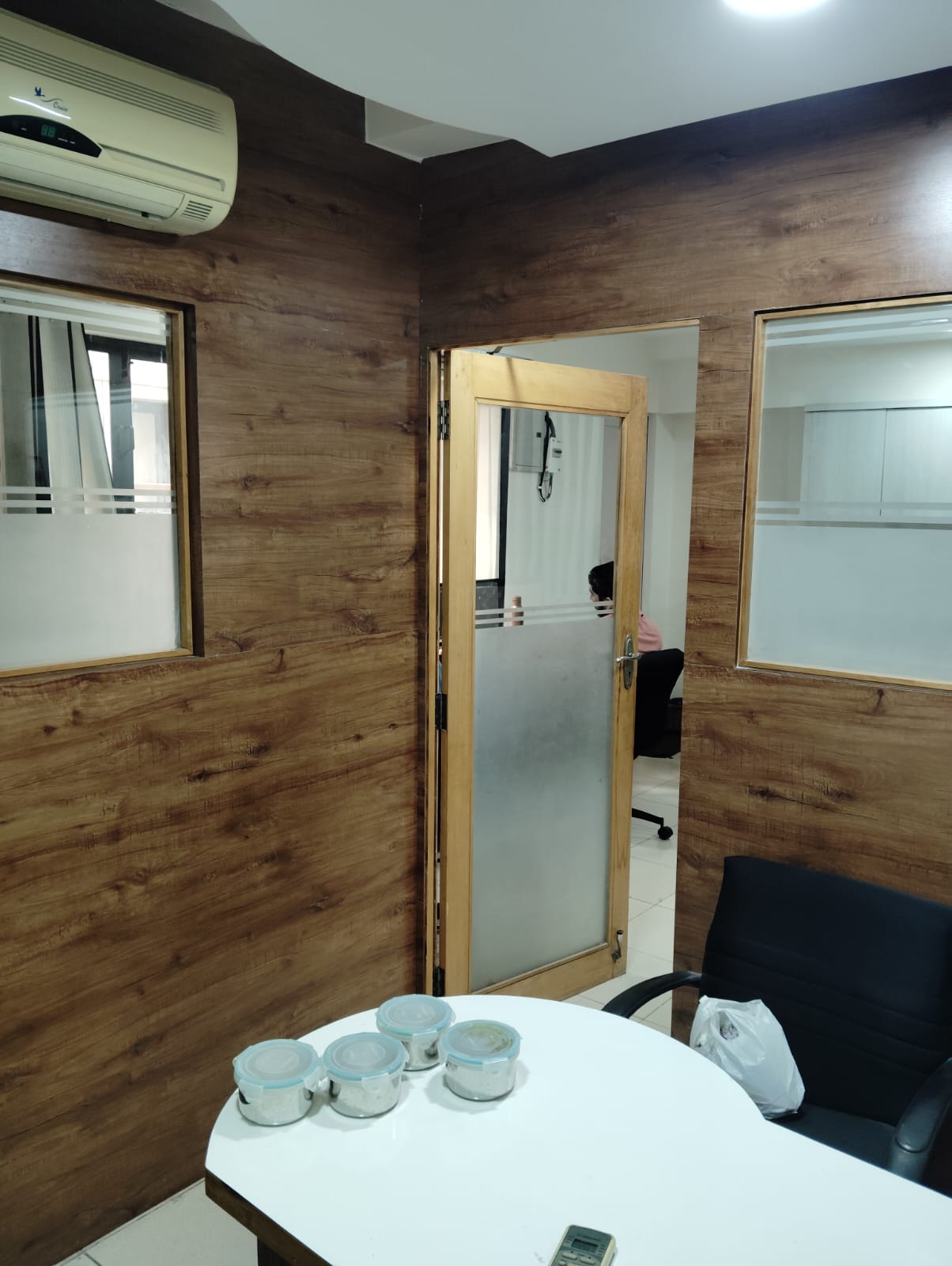428 Sq. Ft. Commercial Office for Rent in Ashram Road Ahmedabad - Media 4