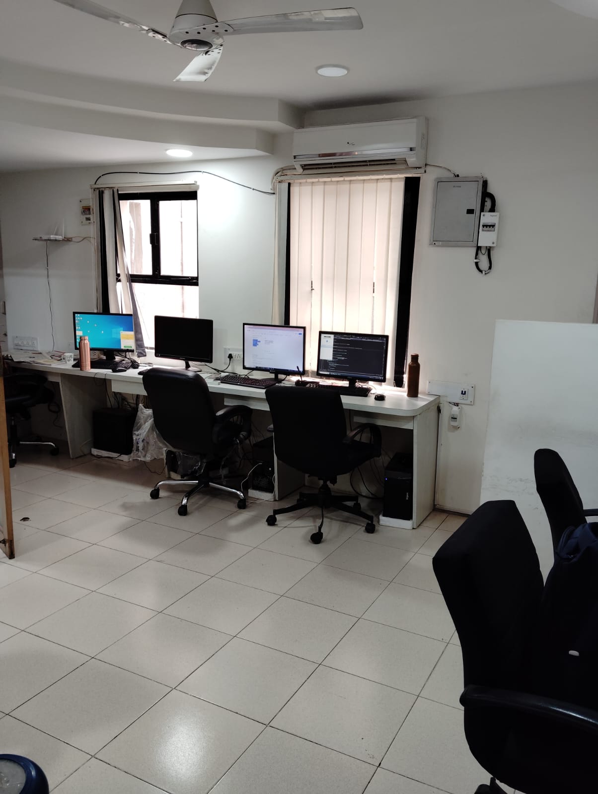 428 Sq. Ft. Commercial Office for Rent in Ashram Road Ahmedabad - Media 6