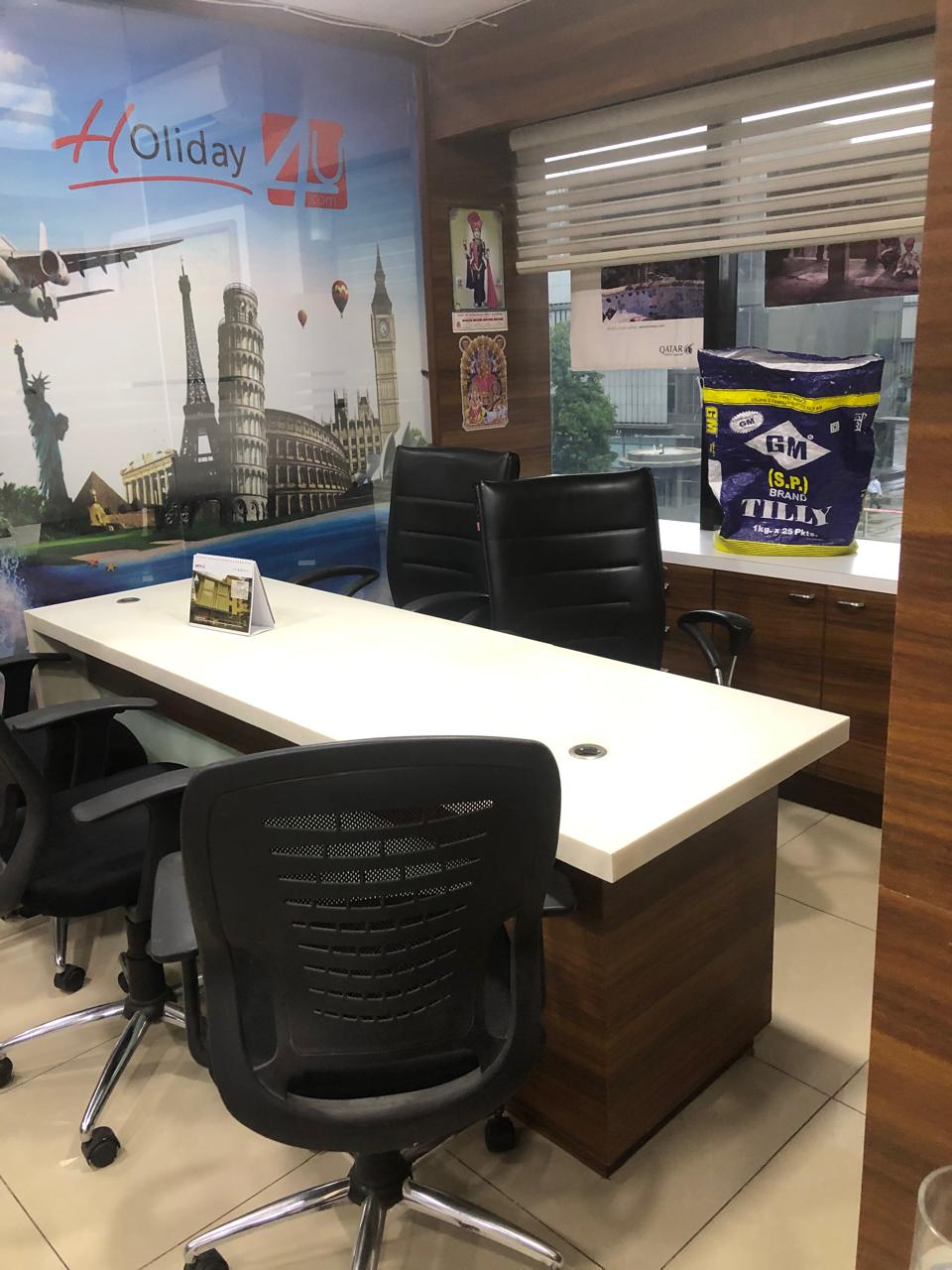 716 Sq. Ft. Commercial Office for Rent in Prahladnagar Ahmedabad - Media 4