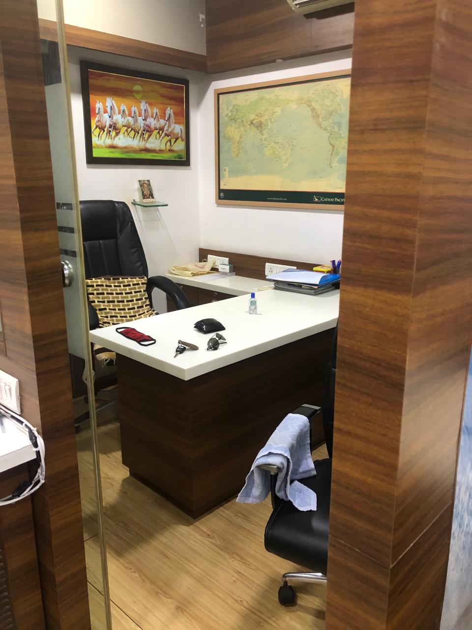 716 Sq. Ft. Commercial Office for Rent in Prahladnagar Ahmedabad - Media 2