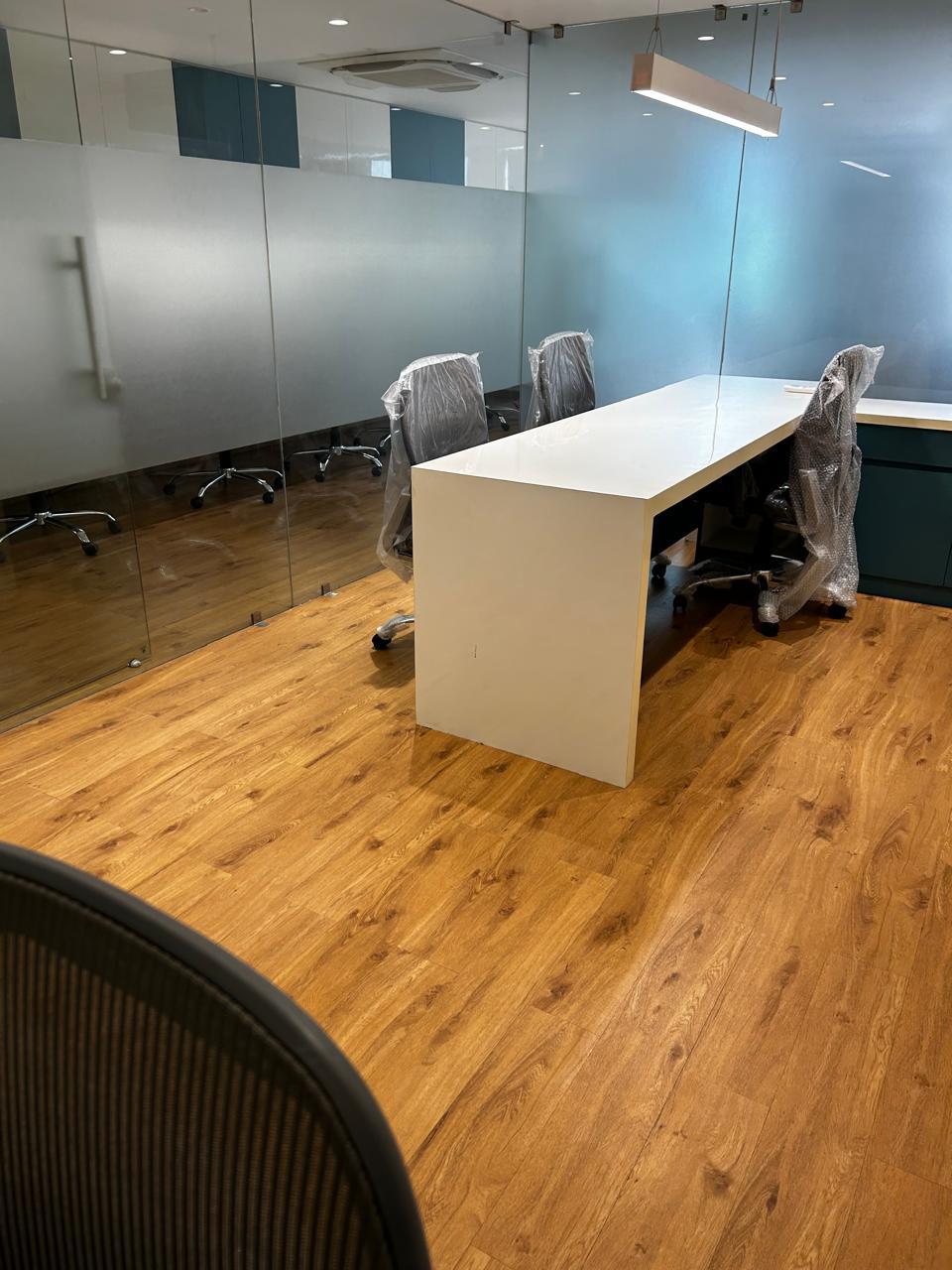 700 Sq. Ft. Commercial Office for Rent in Shyamal Cross Road Ahmedabad - Media 5