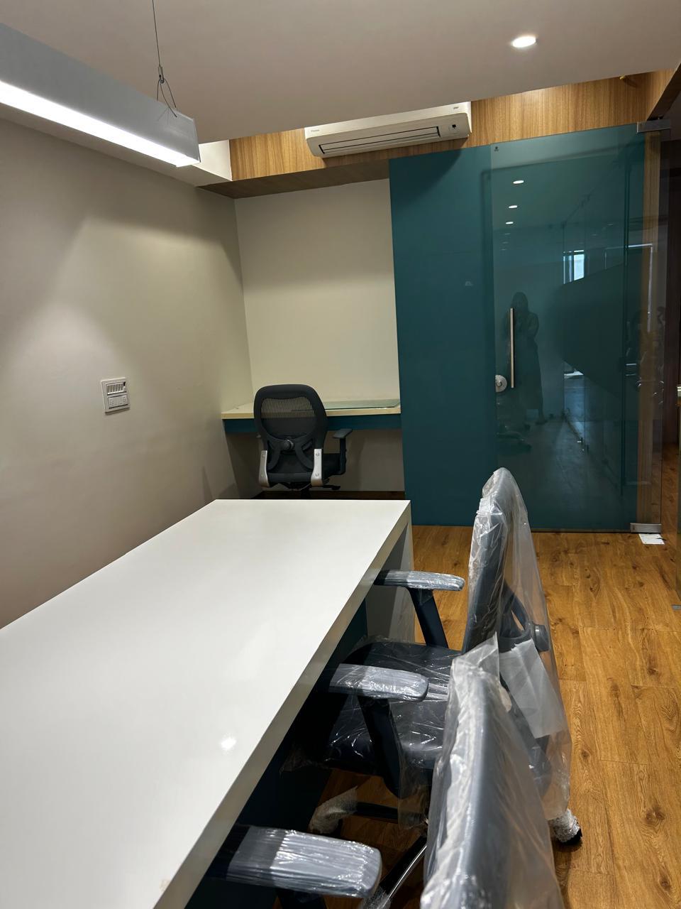 700 Sq. Ft. Commercial Office for Rent in Shyamal Cross Road Ahmedabad - Media 9
