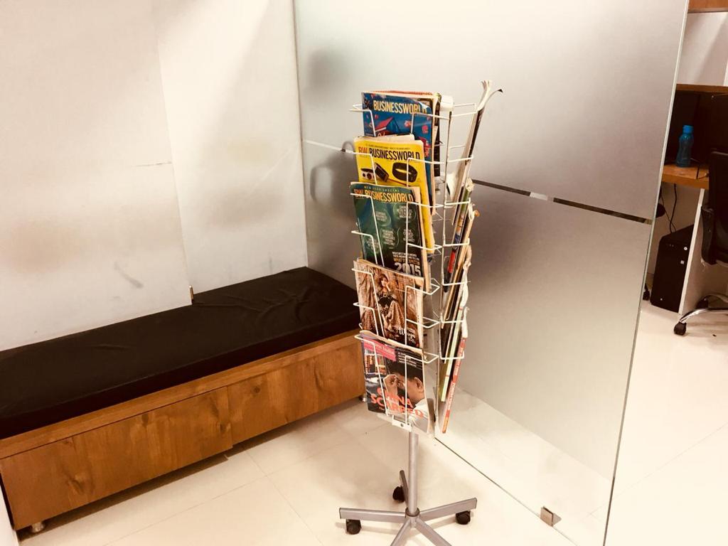 950 Sq. Ft. Commercial Office for Rent in Satellite Ahmedabad - Media 9