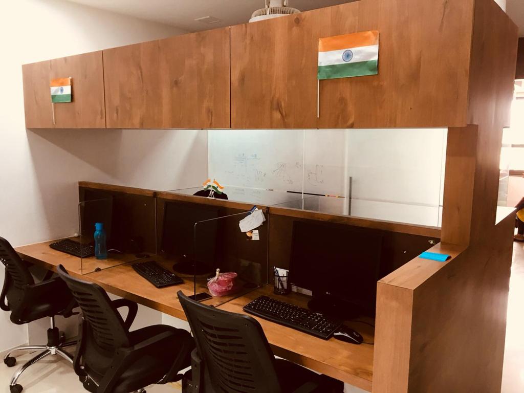 950 Sq. Ft. Commercial Office for Rent in Satellite Ahmedabad - Media 13