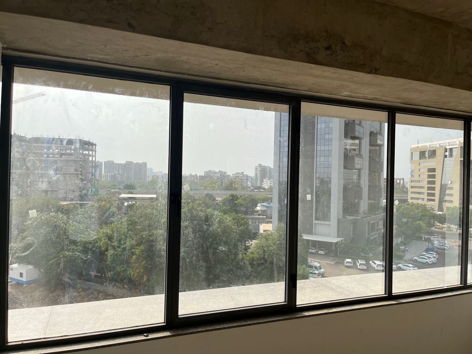 875 Sq. Ft. Commercial Office for Rent in Sola Ahmedabad - Media 2
