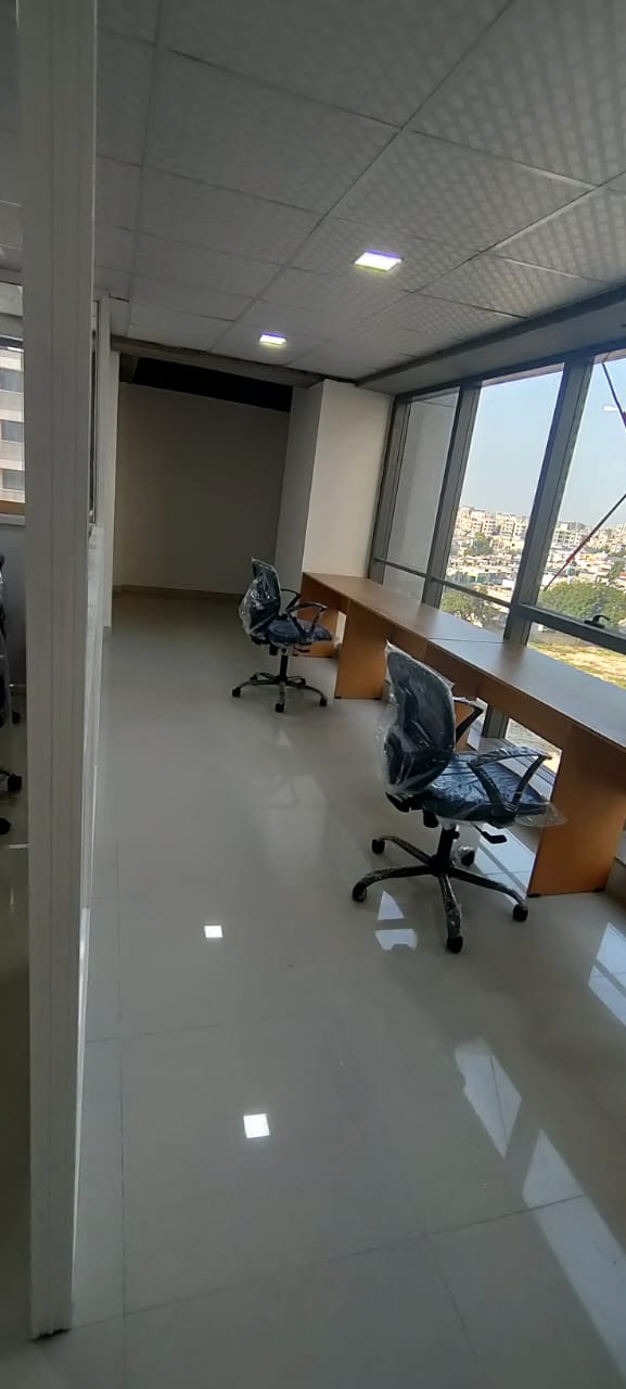 1800 Sq. Ft. Commercial Office for Rent in Sola Ahmedabad