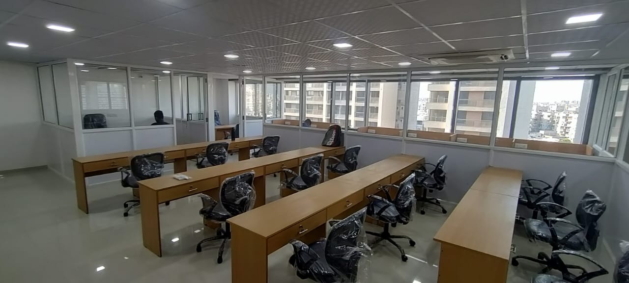 1800 Sq. Ft. Commercial Office for Rent in Sola Ahmedabad - Media 2