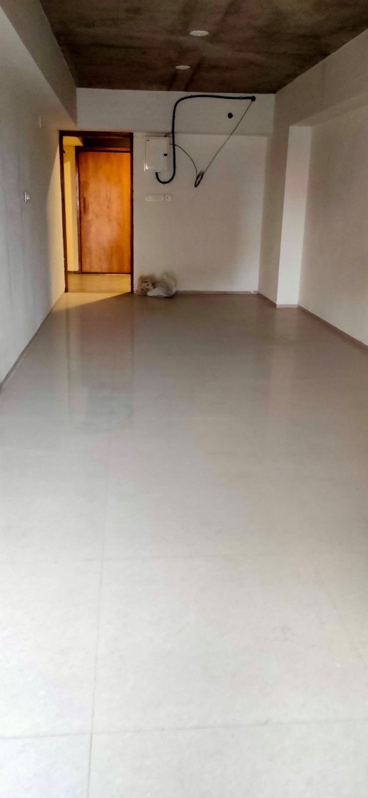 721 Sq. Ft. Commercial Office for Rent in Satellite Ahmedabad - Media 5