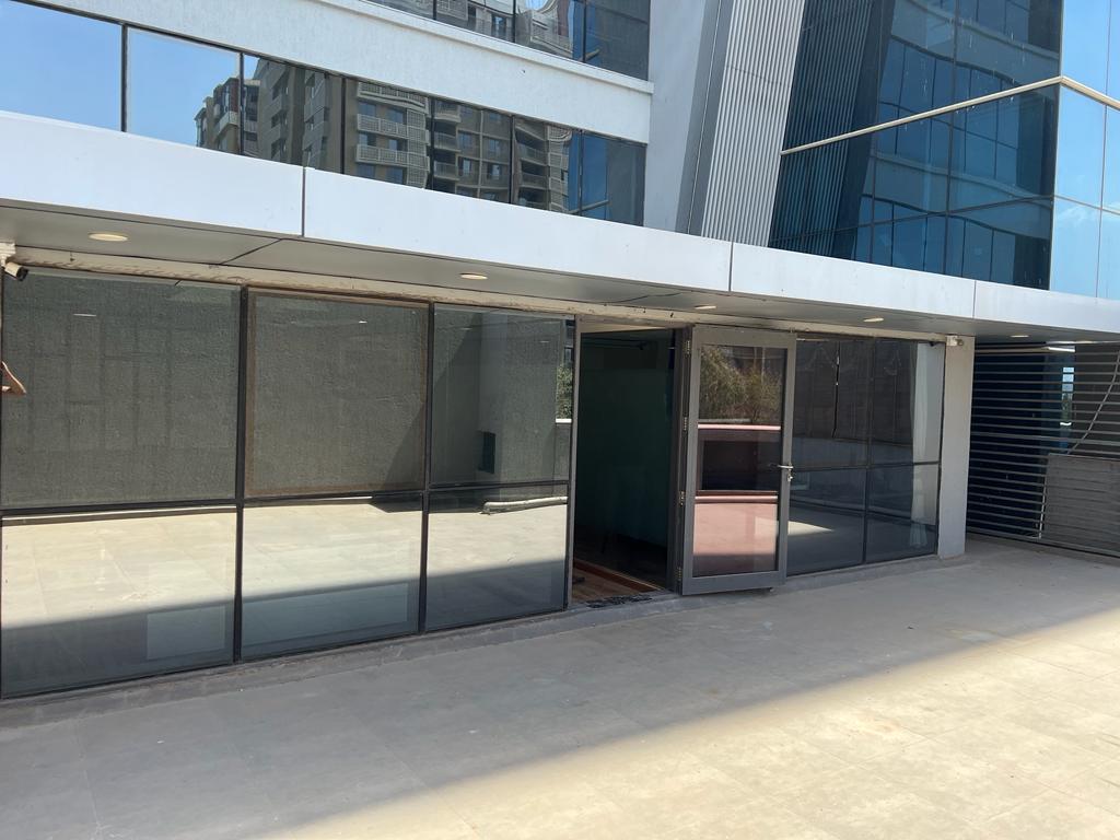 Office 3000 Sq. Ft. Commercial Office for Rent in Thaltej Ahmedabad - Media 2