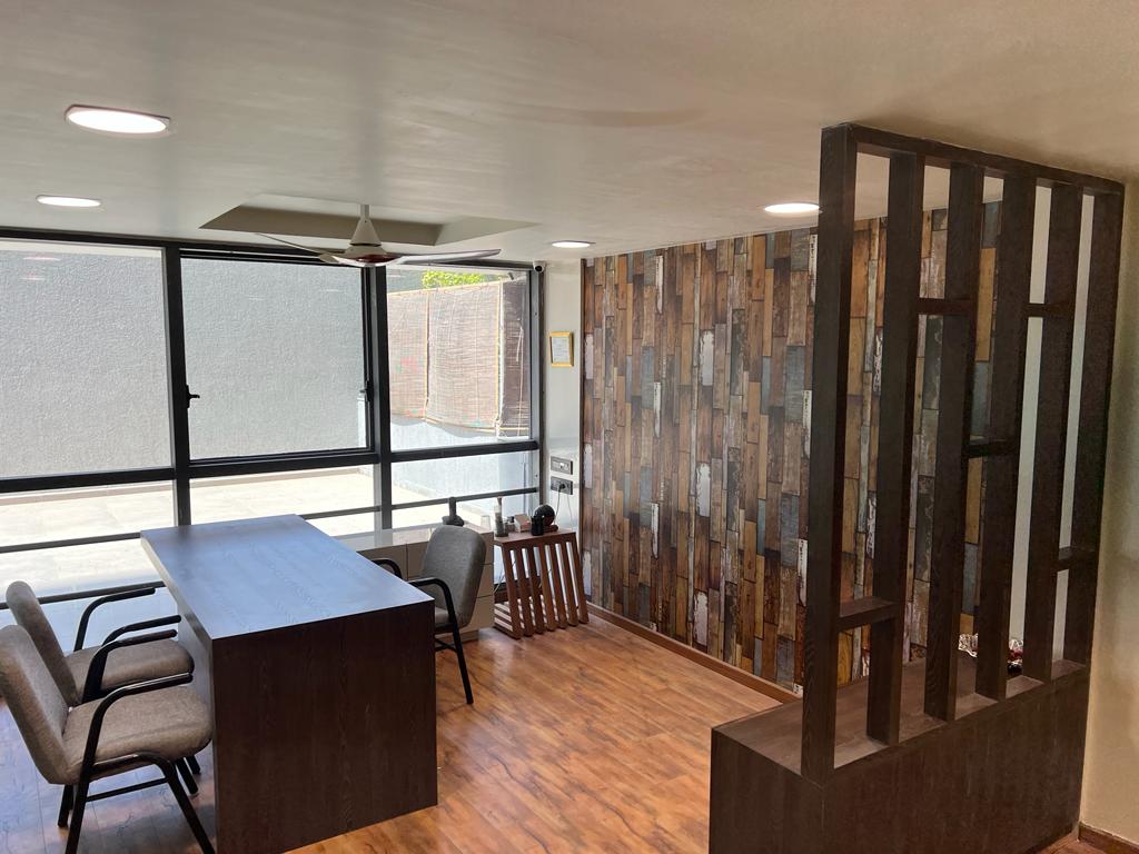Office 3000 Sq. Ft. Commercial Office for Rent in Thaltej Ahmedabad - Media 8