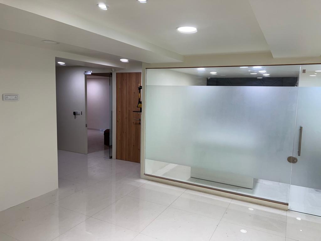 Office 3000 Sq. Ft. Commercial Office for Rent in Thaltej Ahmedabad - Media 14