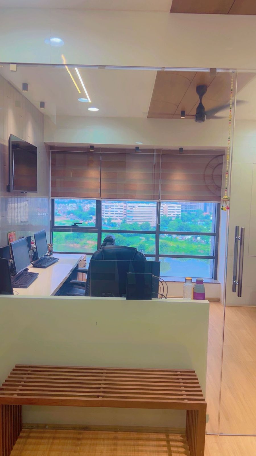 Office 565 Sq. Ft. Commercial Office for Rent in Makarba Ahmedabad - Media 7