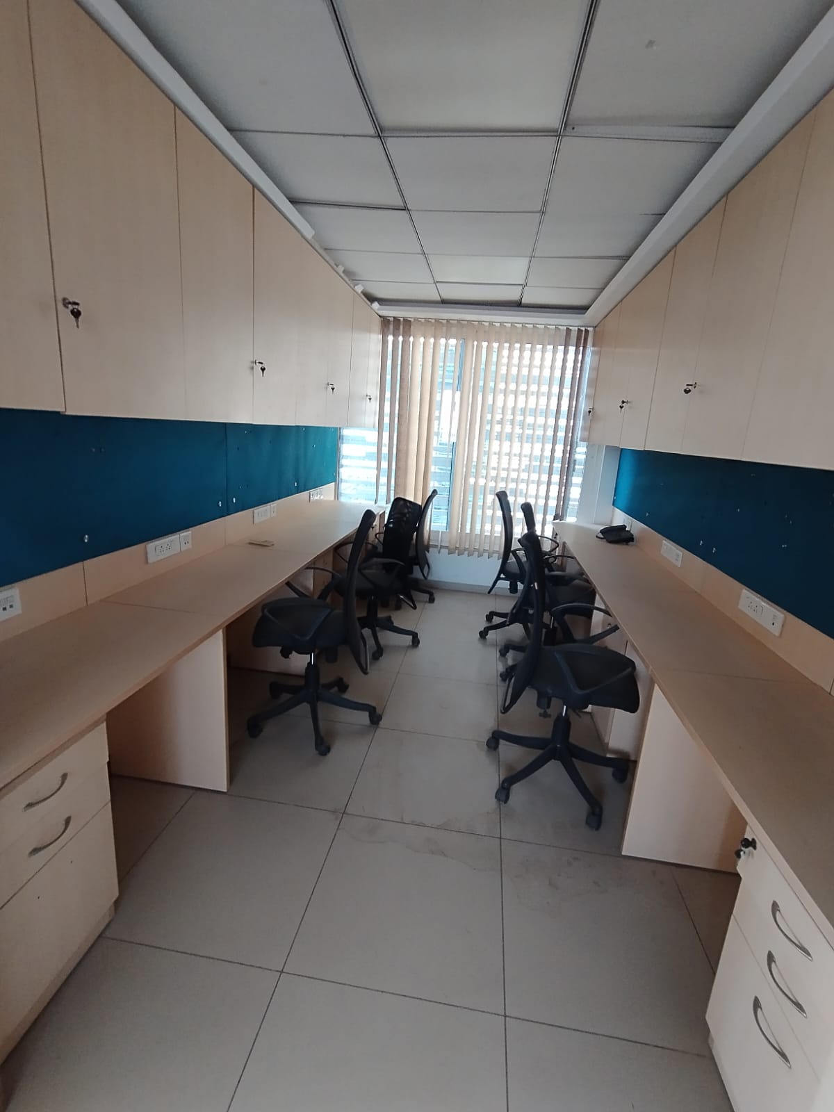 Office 1770 Sq. Ft. Commercial Office for Rent in Sg Highway Ahmedabad