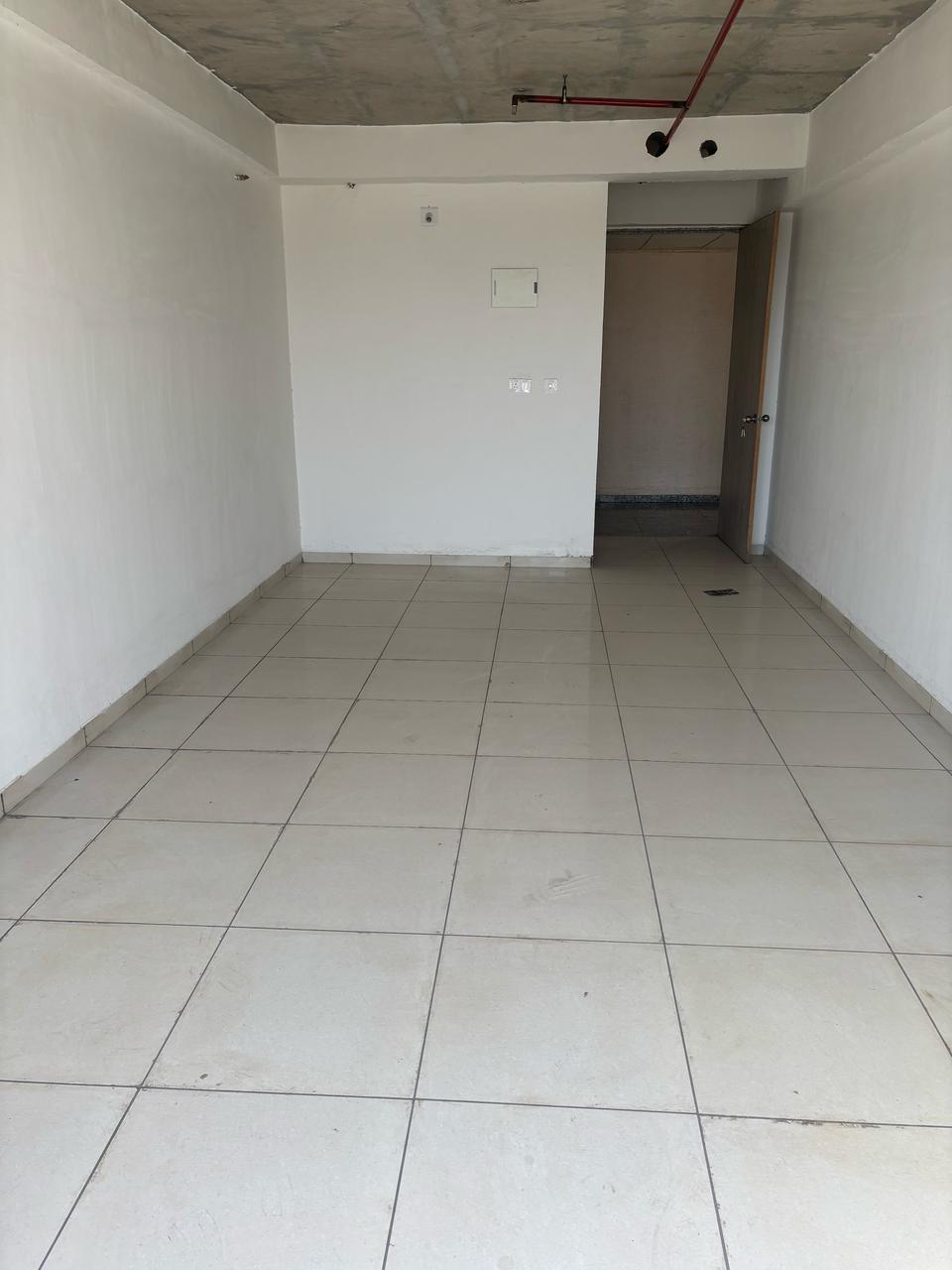 691 Sq. Ft. Commercial Office for Rent in Jodhpur Ahmedabad - Media 4