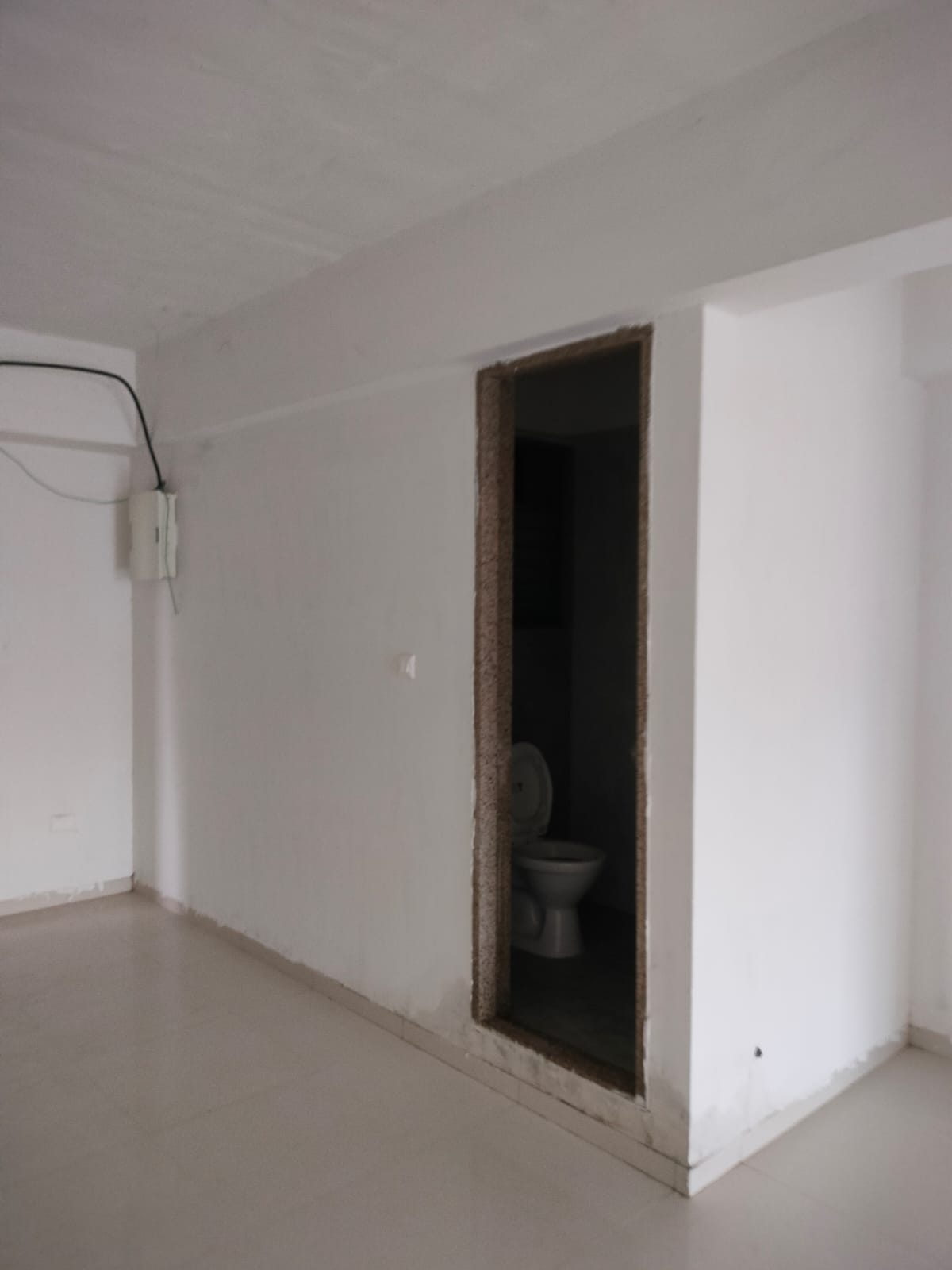 1000 Sq. Ft. Commercial Office for Rent in Sola Ahmedabad - Media 4