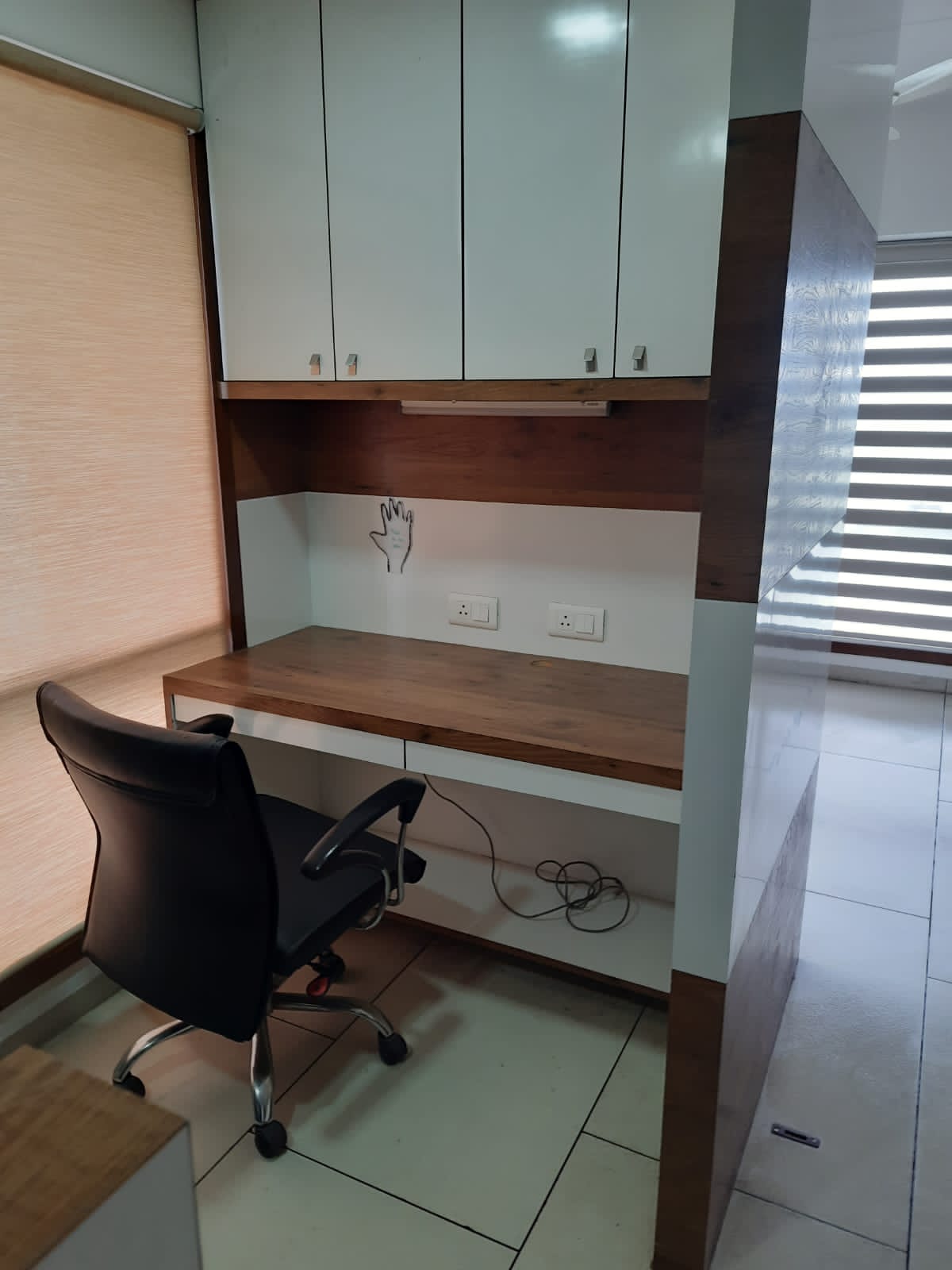 716 Sq. Ft. Commercial Office for Rent in Prahladnagar Ahmedabad - Media 14
