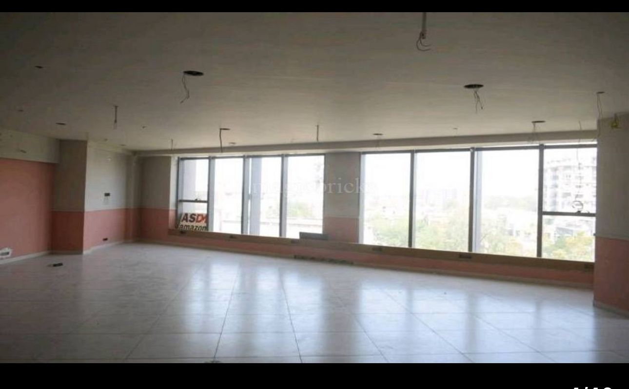 1965 Sq. Ft. Commercial Office for Rent in Shyamal Cross Road Ahmedabad