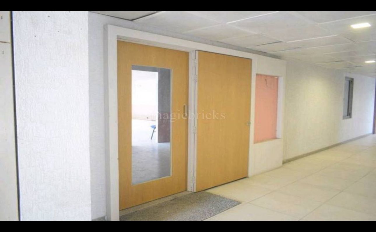 1965 Sq. Ft. Commercial Office for Rent in Shyamal Cross Road Ahmedabad - Media 4