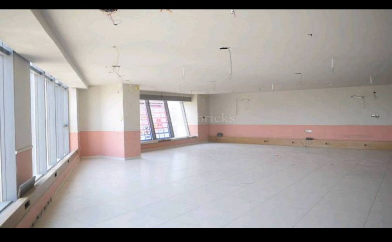 1965 Sq. Ft. Commercial Office for Rent in Shyamal Cross Road Ahmedabad - Media 5