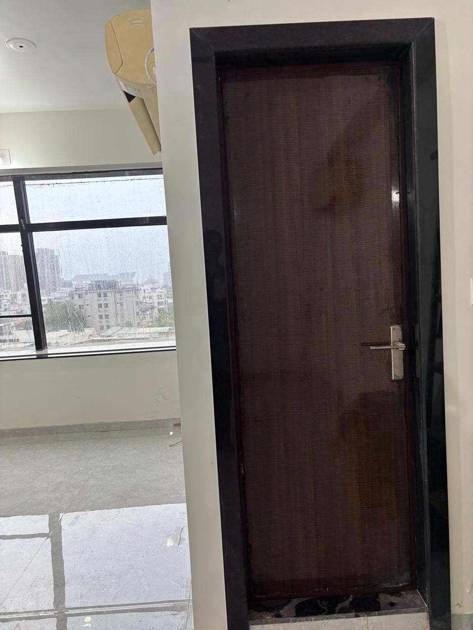 610 Sq. Ft. Commercial Office for Rent in Ellisbridge Ahmedabad - Media 10
