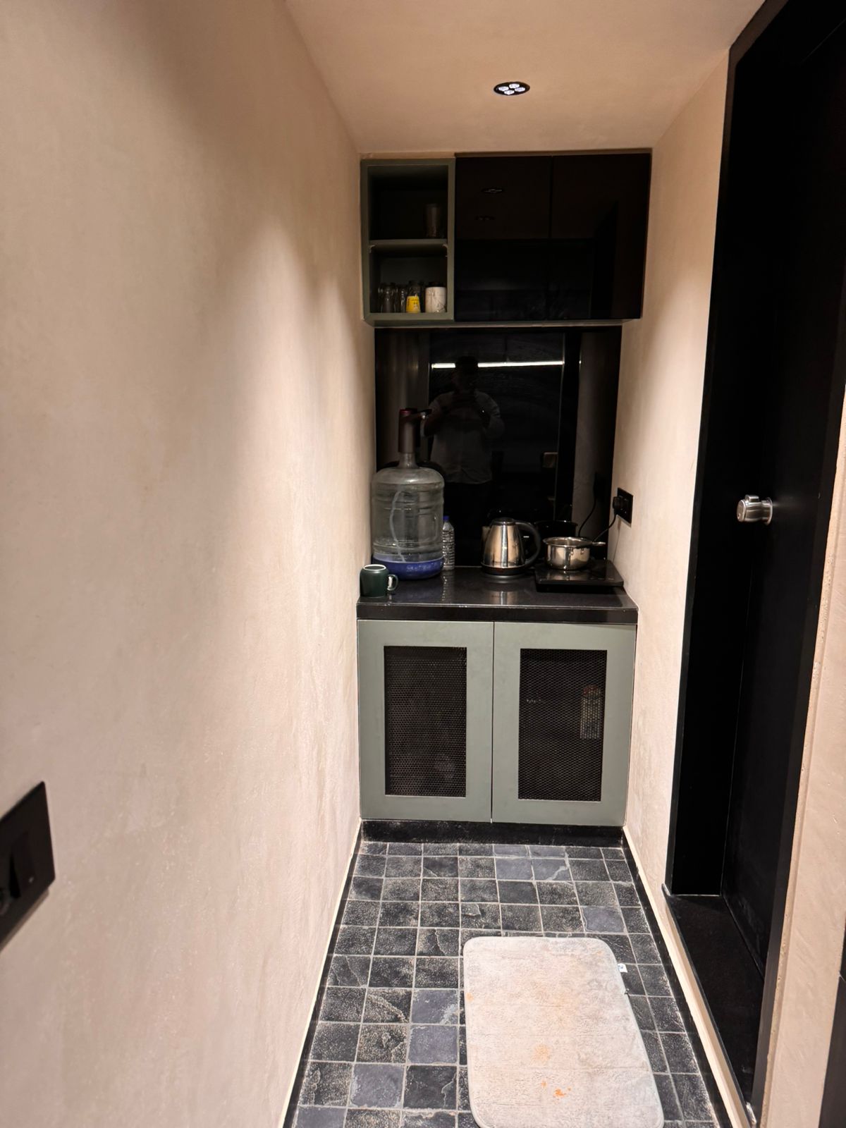 661 Sq. Ft. Commercial Office for Rent in Nehrunagar Ahmedabad - Media 7