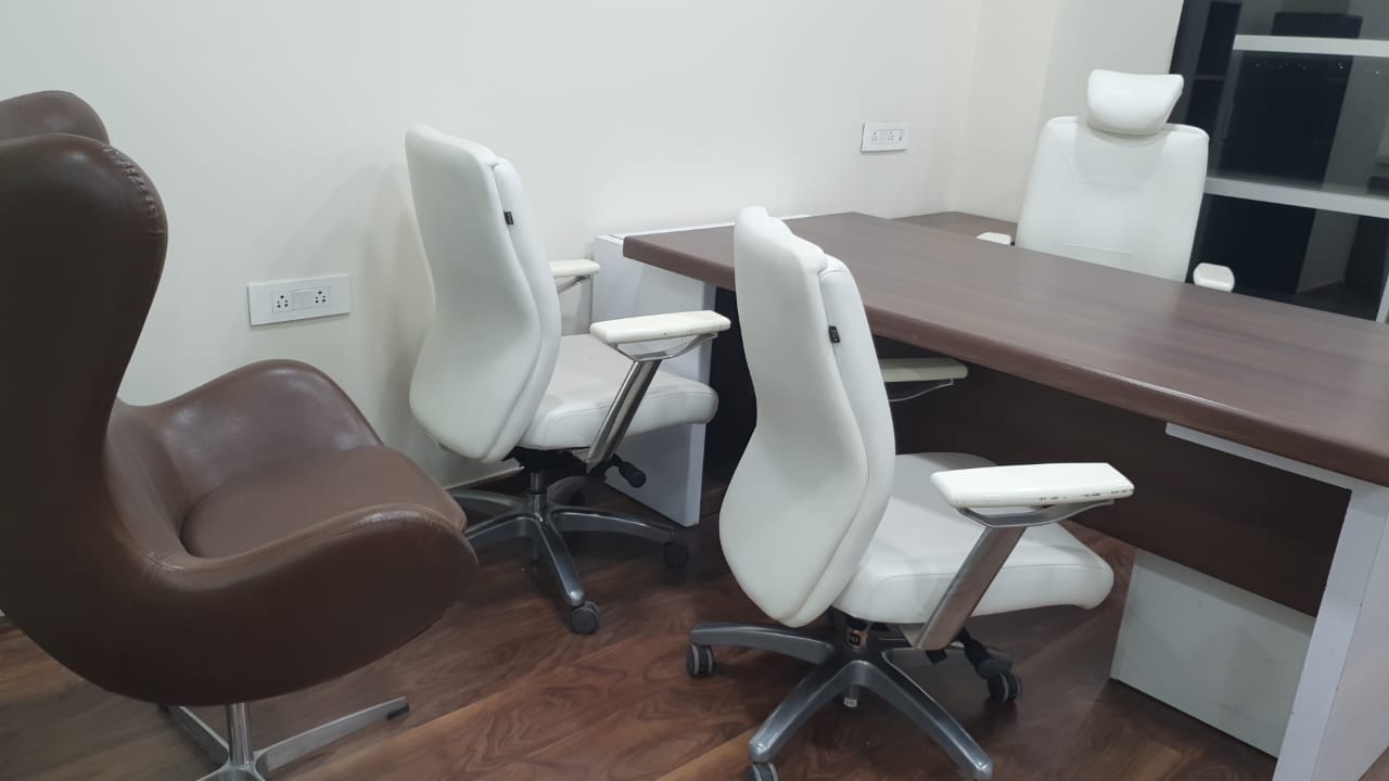 1258 Sq. Ft. Commercial Office for Rent in Sg Highway Ahmedabad - Media 7