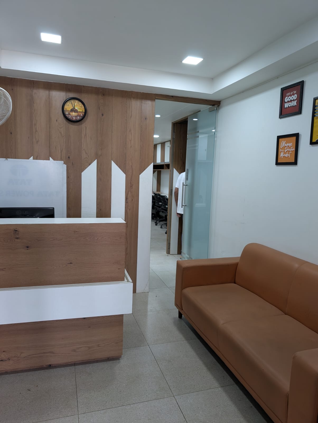 968 Sq. Ft. Commercial Office for Rent in Iscon Ambli Road Ahmedabad - Media 13