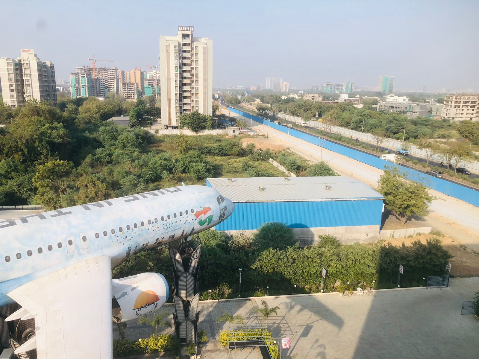 1600 Sq. Ft. Commercial Office for Rent in Shilaj Ahmedabad - Media 8