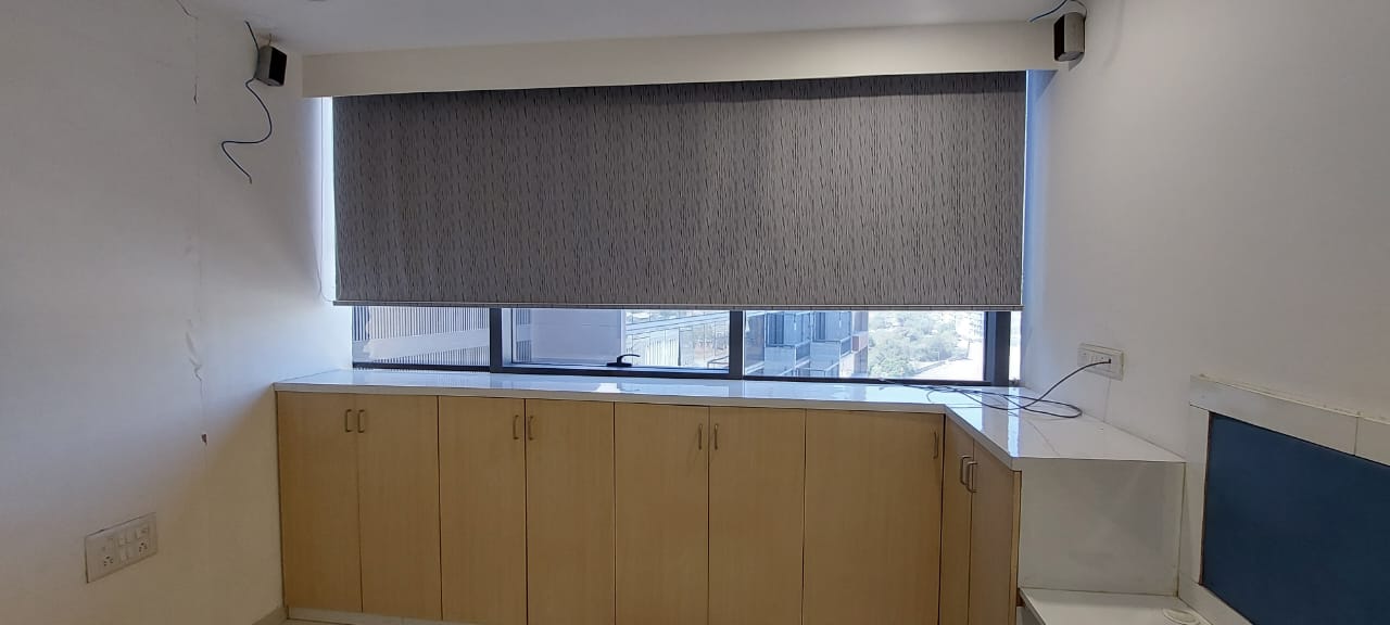 484 Sq. Ft. Commercial Office for Rent in Sg Highway Ahmedabad - Media 10