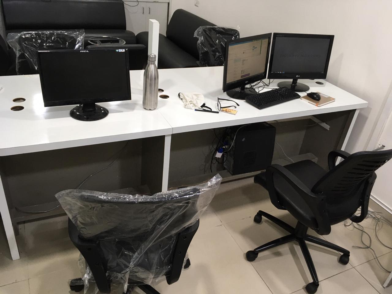 950 Sq. Ft. Commercial Office for Rent in Ashram Road Ahmedabad - Media 7