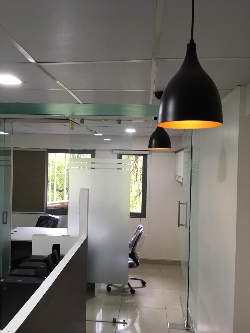 950 Sq. Ft. Commercial Office for Rent in Ashram Road Ahmedabad - Media 4