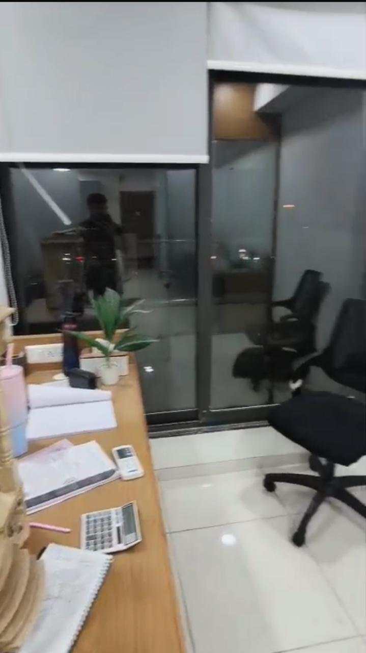 Office 658 Sq. Ft. Commercial Office for Rent in Gota Ahmedabad - Media 3