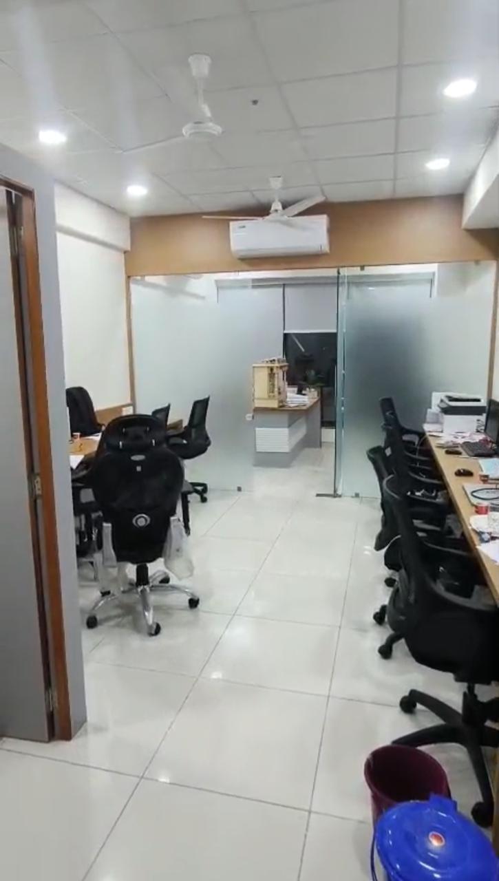 Office 658 Sq. Ft. Commercial Office for Rent in Gota Ahmedabad - Media 5