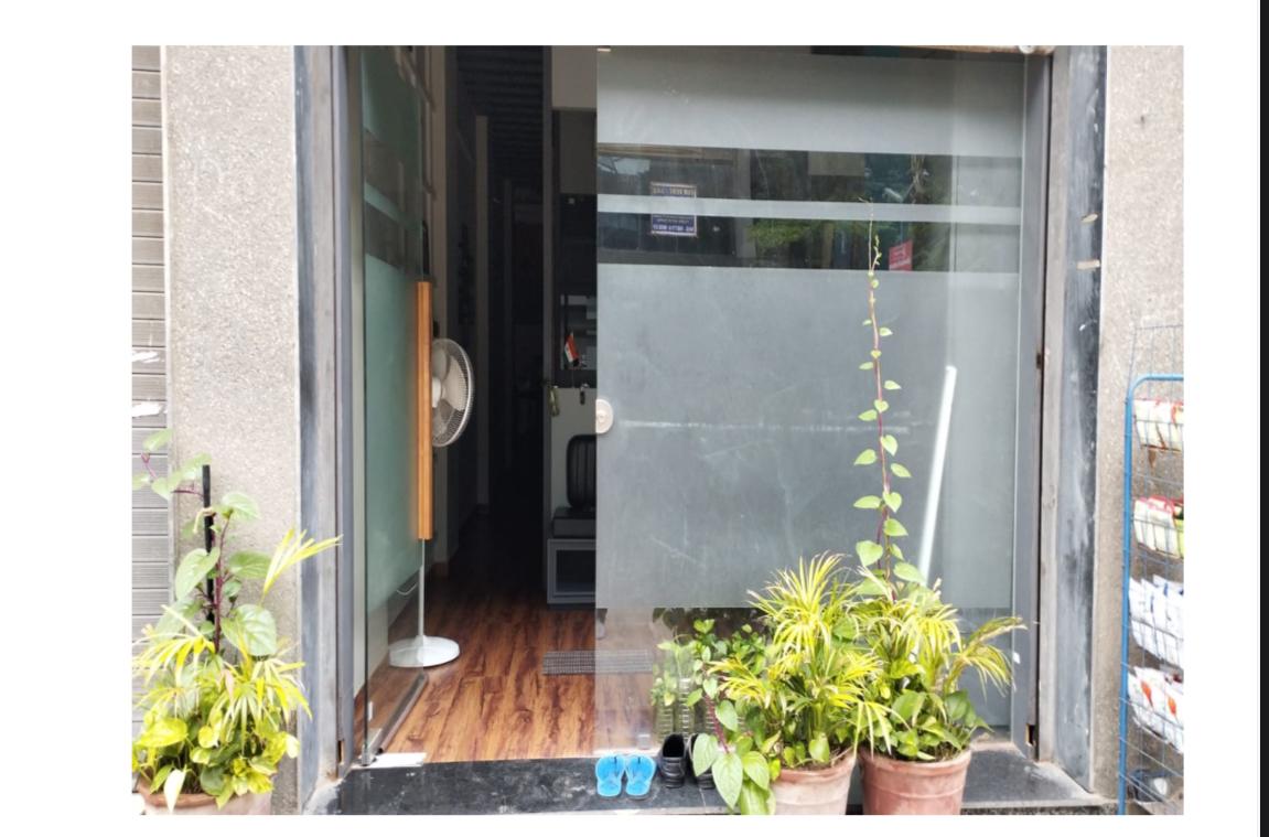Office 650 Sq. Ft. Commercial Office for Rent in Gota Ahmedabad - Media 6