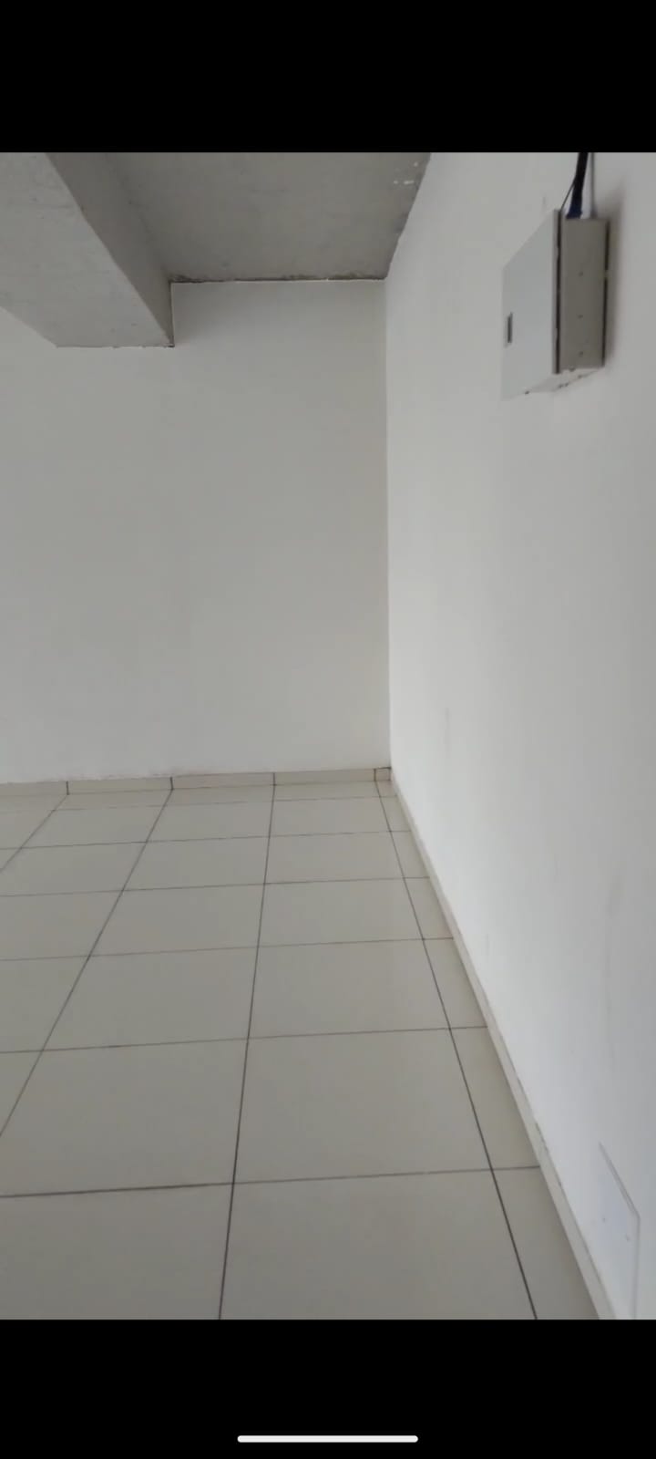 728 Sq. Ft. Commercial Office for Rent in Shyamal Cross Road Ahmedabad - Media 6