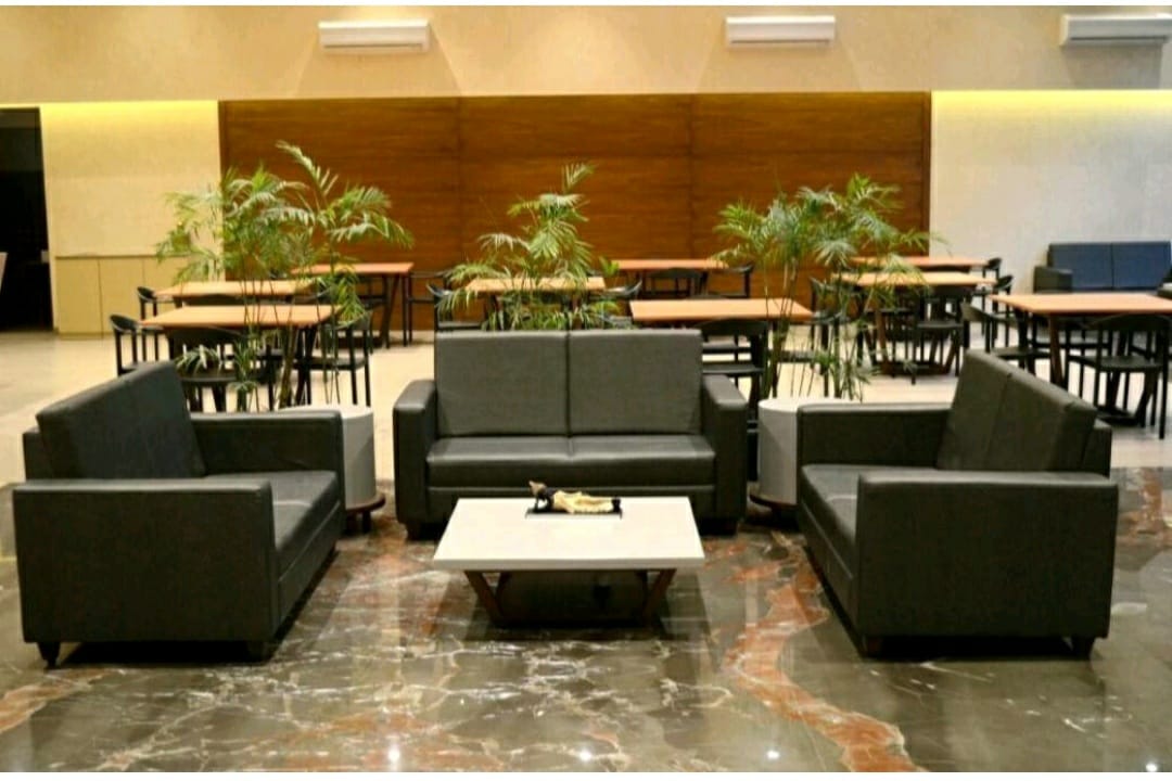 Office 950 Sq. Ft. Commercial Office for Rent in Ashram Road Ahmedabad - Media 9