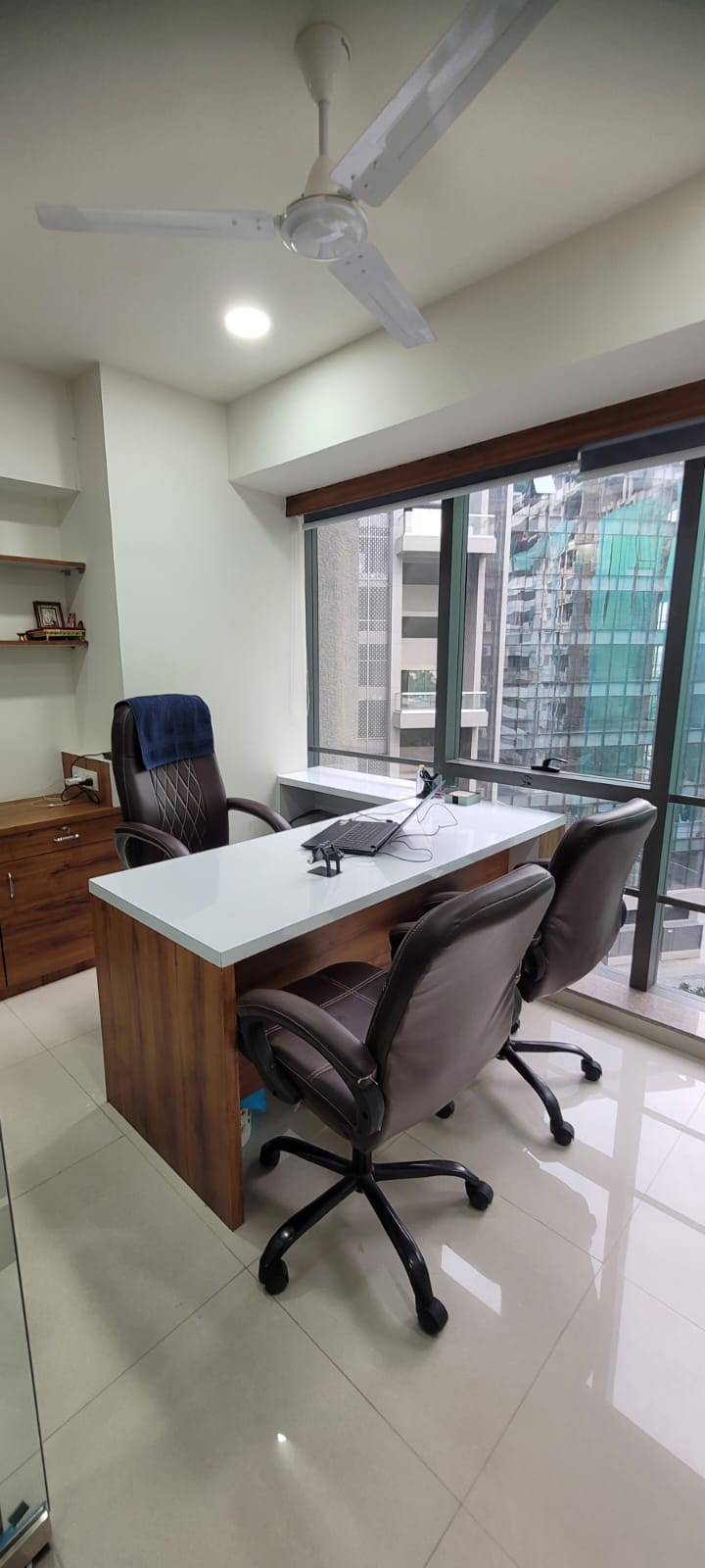 762 Sq. Ft. Commercial Office for Rent in Sola Ahmedabad - Media 4