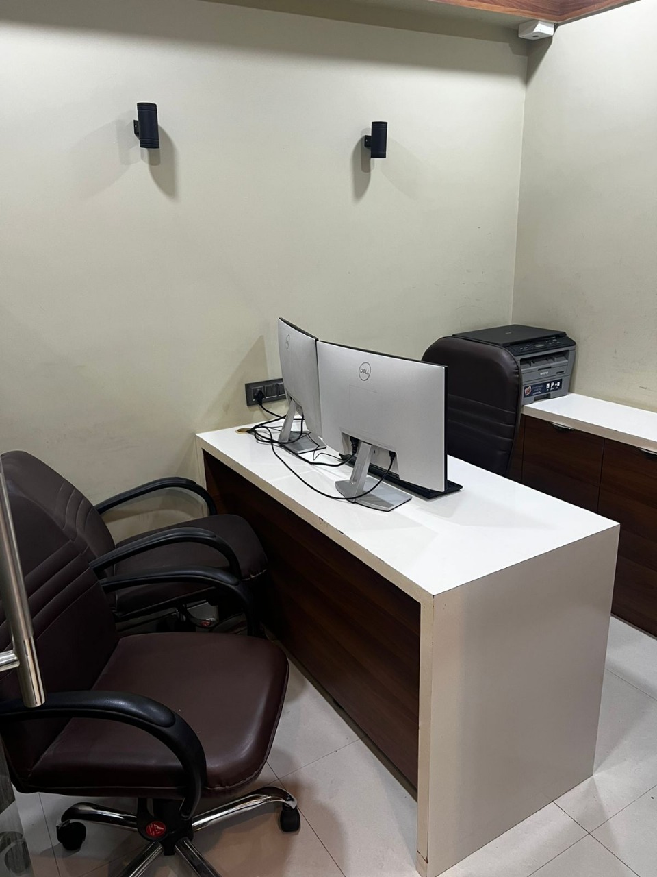 535 Sq. Ft. Commercial Office for Rent in Ambli Bopal Road Ahmedabad