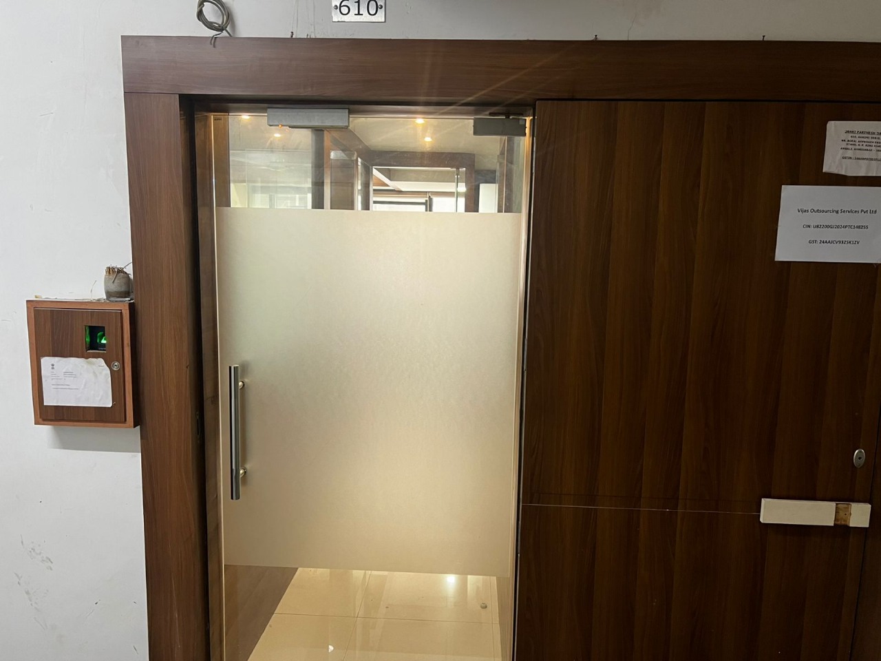 535 Sq. Ft. Commercial Office for Rent in Ambli Bopal Road Ahmedabad - Media 8