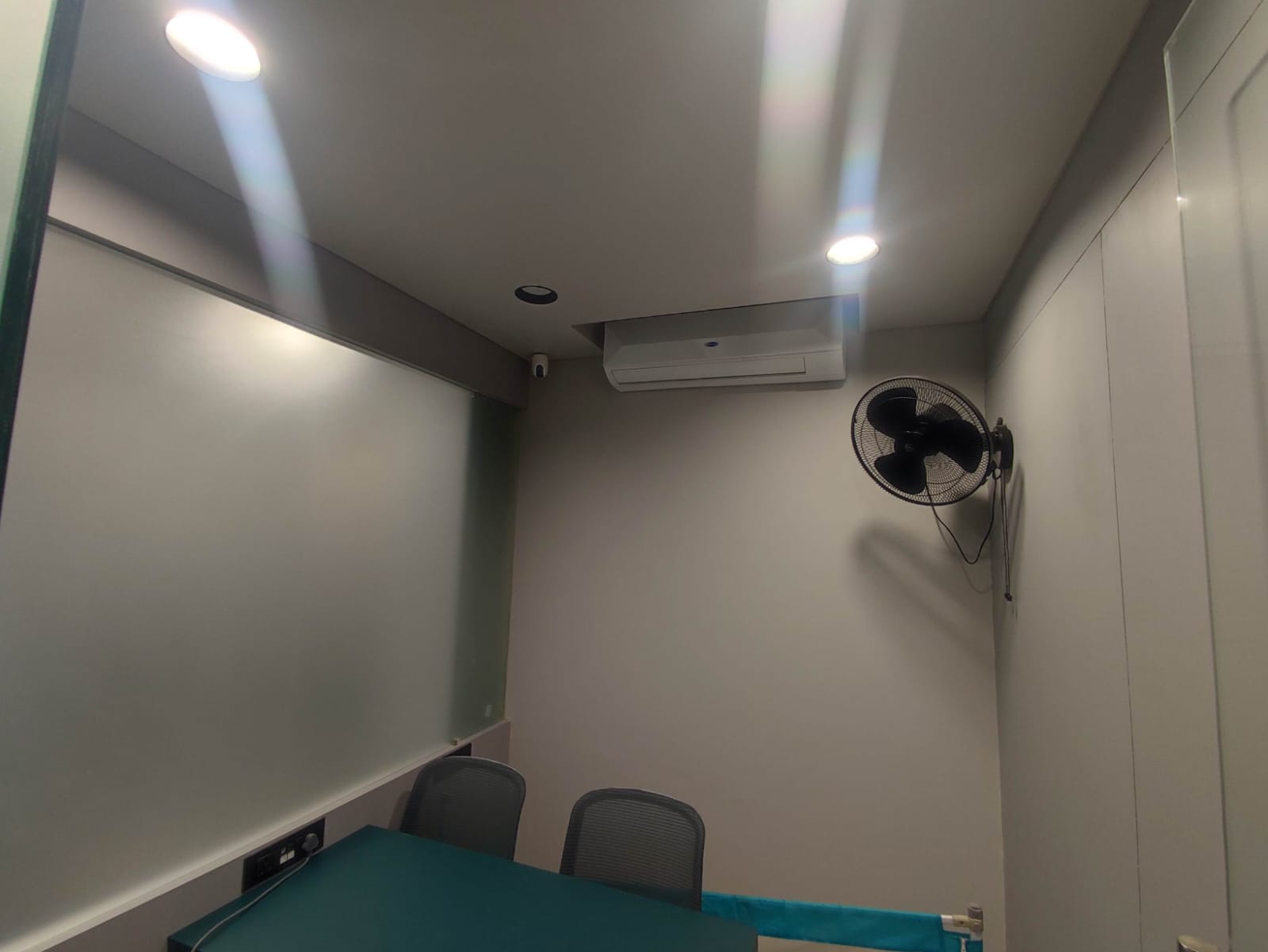 738 Sq. Ft. Commercial Office for Rent in Sg Highway Ahmedabad - Media 8