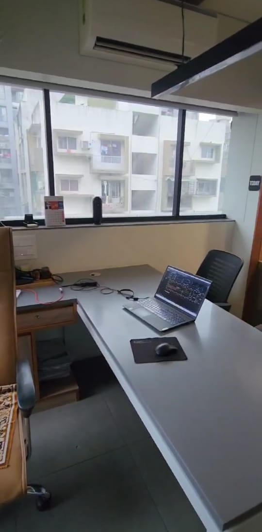 600 Sq. Ft. Commercial Office for Rent in Makarba Ahmedabad - Media 11