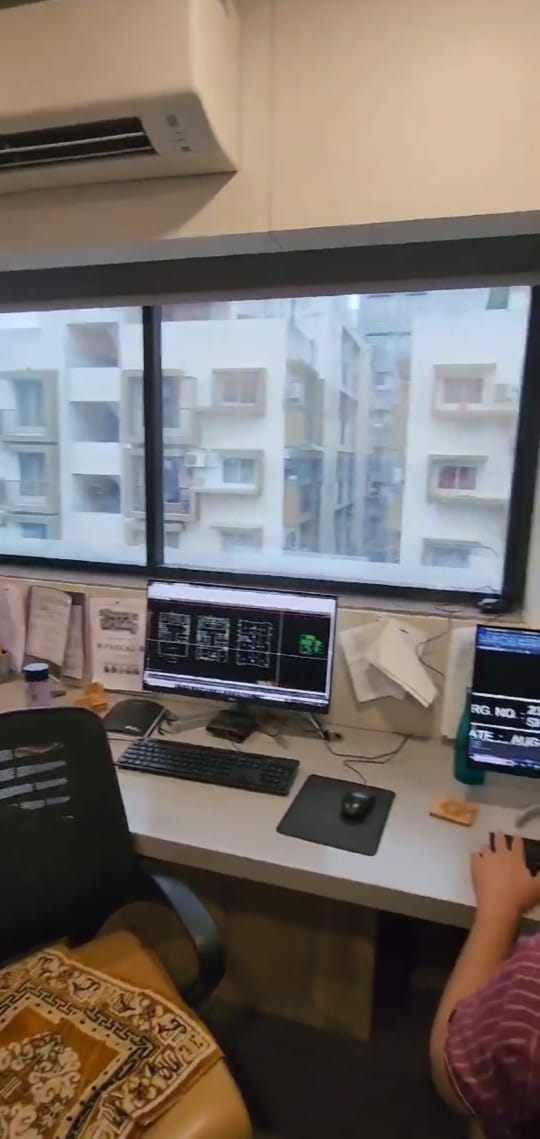 600 Sq. Ft. Commercial Office for Rent in Makarba Ahmedabad - Media 17